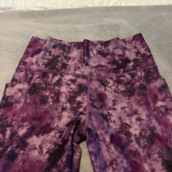 Athleta Salutation Stash Pocket 7/8 tight (petite) - Picture 2 of 6